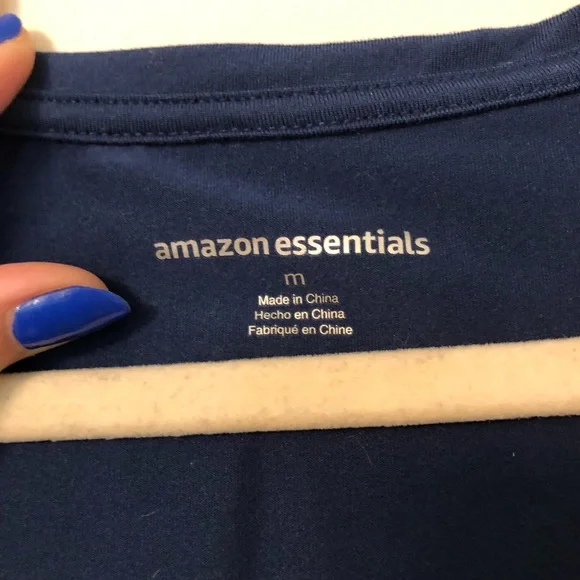 🆕 NWOT Amazon Essentials Navy Blue T-Shirt - Picture 2 of 6